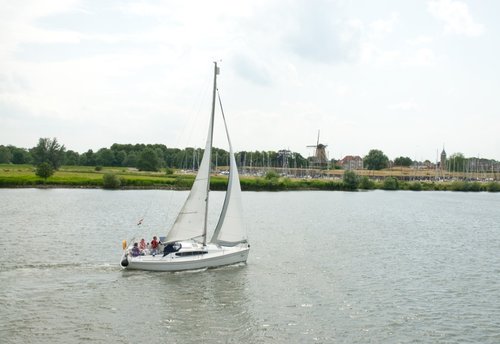 2012-06-29 les-Zeilles zeeland Tip Top Sailing.jpg 